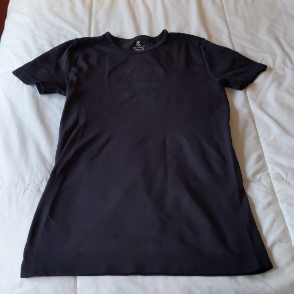 Kyodan black tshirt